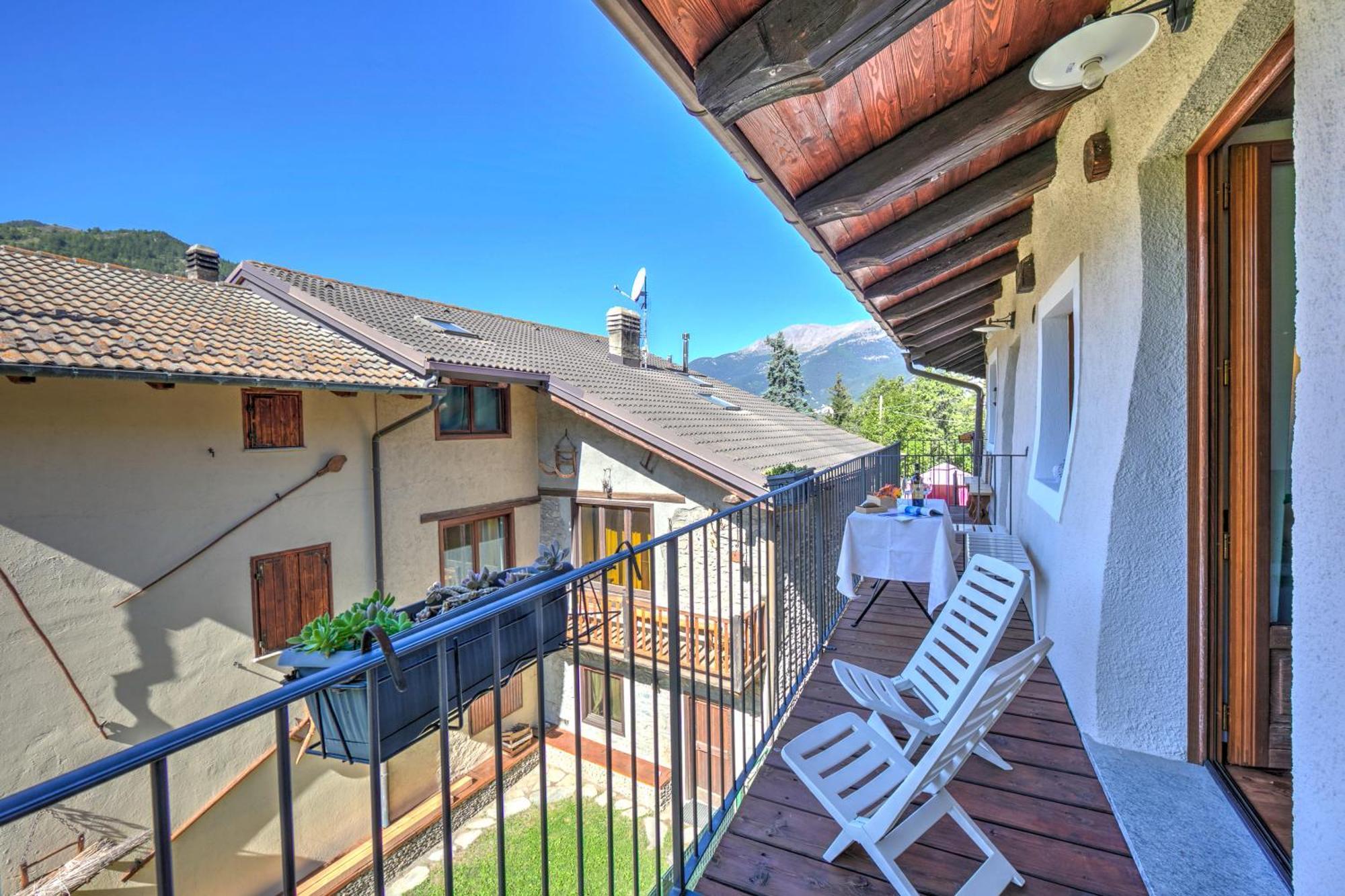 San Marco Lodge Apt Mountain Retreat - Happy Rentals Oulx Exterior photo